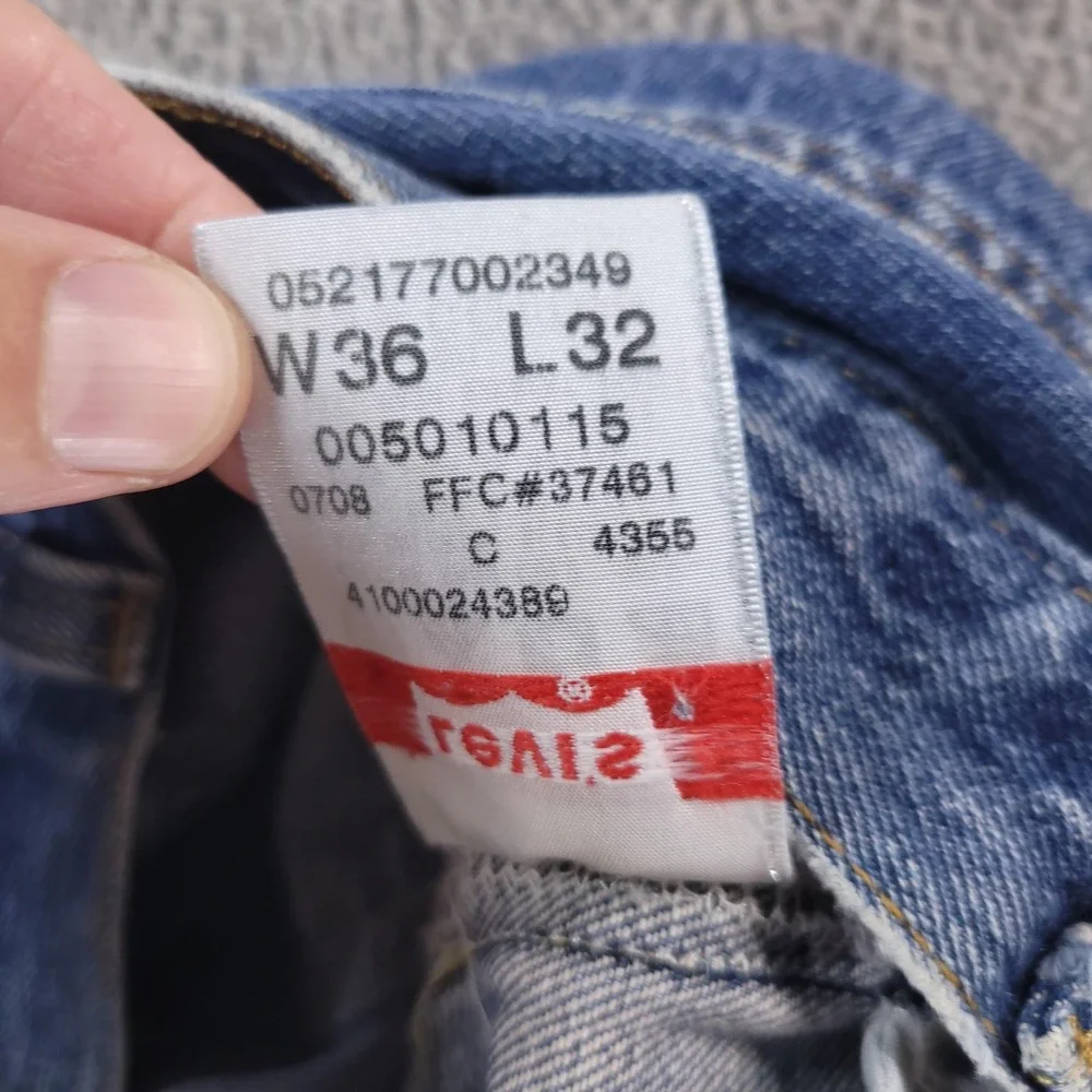 Levis 501 Jeans Mens 36x32 Blue Regular Straight Medium Wash Denim Button Fly